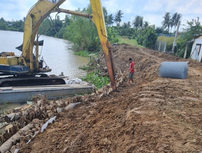 Bến Tre: Chủ động ứng phó đợt triều cường có khả năng vượt mức báo động III (1/11/2021)